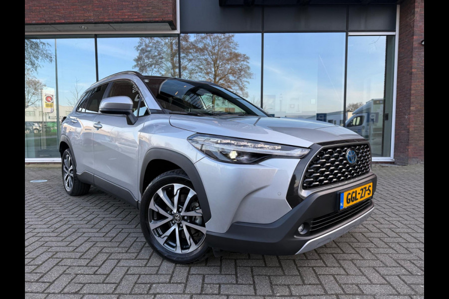 Toyota Corolla Cross Hybrid 140 Style Automaat - Panoramadak - Navi - Camera - Climate