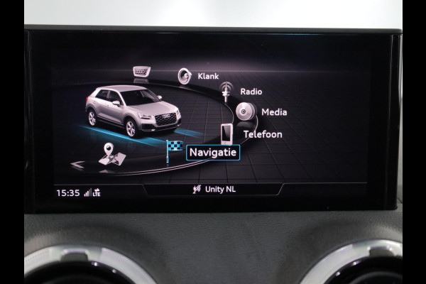 Audi Q2 35 TFSI S Edition 1.5tsi/150pk AUT| Navi| leer/stof| Camera| Matrix LED| 17'LMvelgen