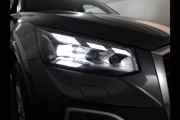 Audi Q2 35 TFSI S Edition 1.5tsi/150pk AUT| Navi| leer/stof| Camera| Matrix LED| 17'LMvelgen