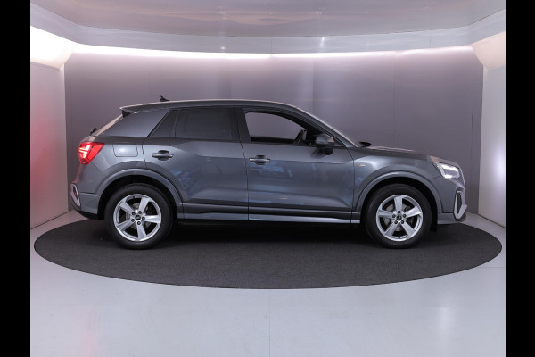 Audi Q2 35 TFSI S Edition 1.5tsi/150pk AUT| Navi| leer/stof| Camera| Matrix LED| 17'LMvelgen