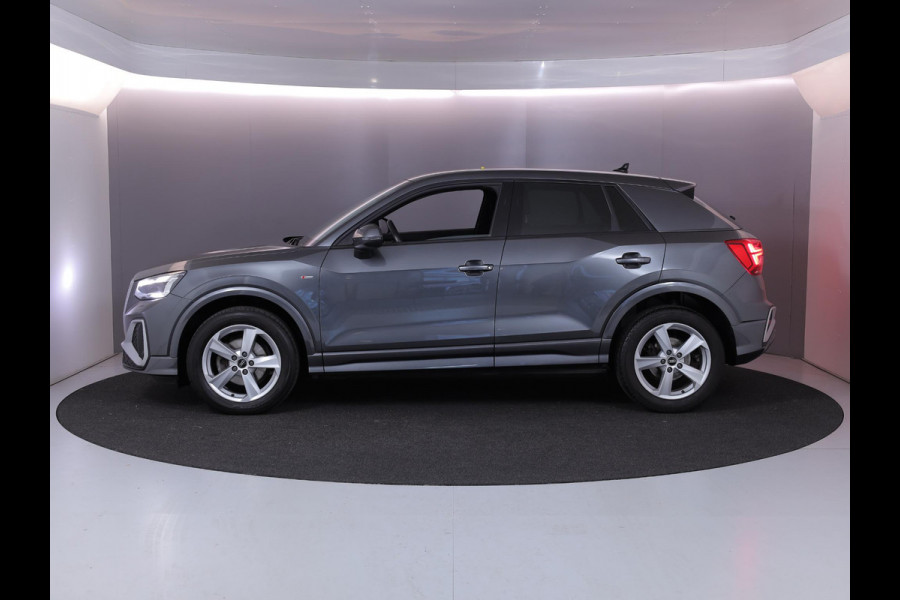 Audi Q2 35 TFSI S Edition 1.5tsi/150pk AUT| Navi| leer/stof| Camera| Matrix LED| 17'LMvelgen