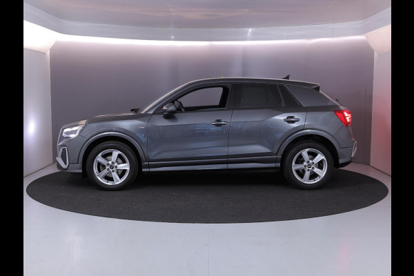 Audi Q2 35 TFSI S Edition 1.5tsi/150pk AUT| Navi| leer/stof| Camera| Matrix LED| 17'LMvelgen