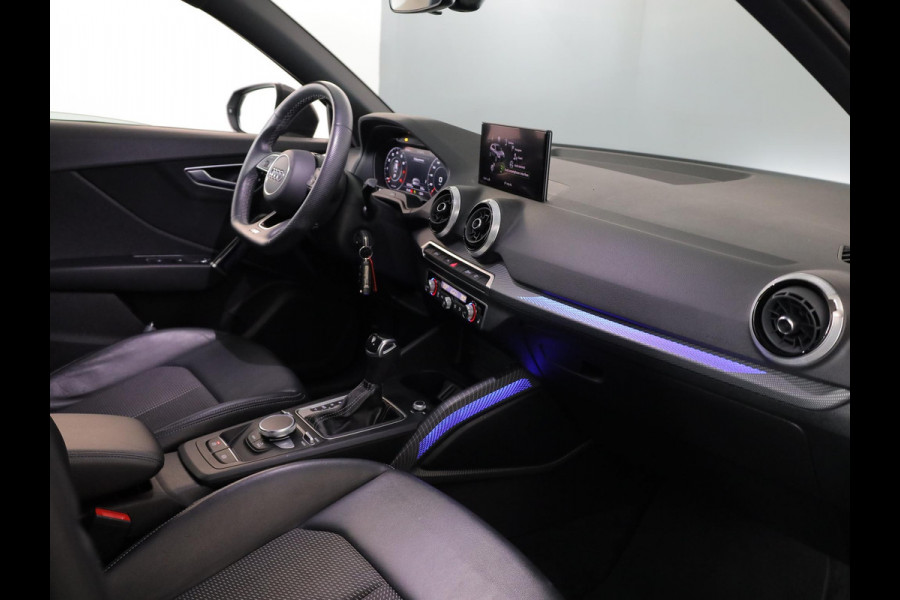 Audi Q2 35 TFSI S Edition 1.5tsi/150pk AUT| Navi| leer/stof| Camera| Matrix LED| 17'LMvelgen