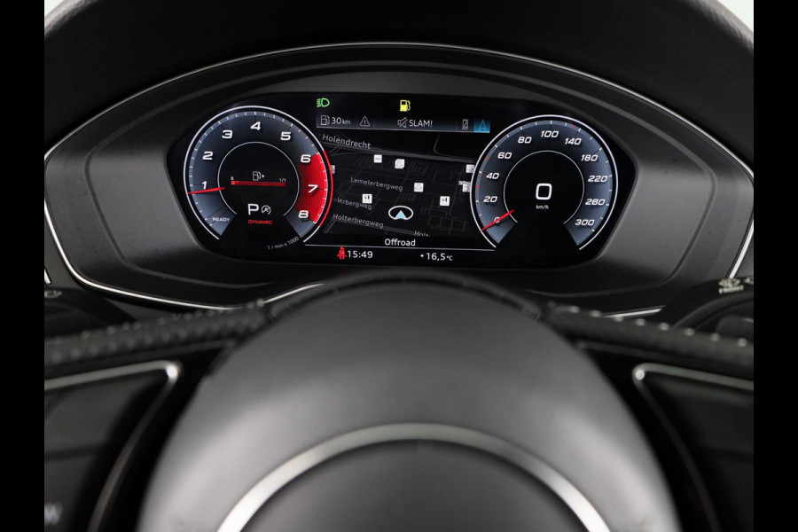 Audi A4 Avant 40 TFSI Launch edition Sport 190 pk S-tronic | Navigatie | Panoramadak | Parkeersensoren | Stoelverwarming | S-Line |