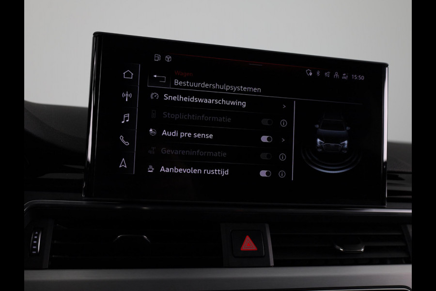 Audi A4 Avant 40 TFSI Launch edition Sport 190 pk S-tronic | Navigatie | Panoramadak | Parkeersensoren | Stoelverwarming | S-Line |