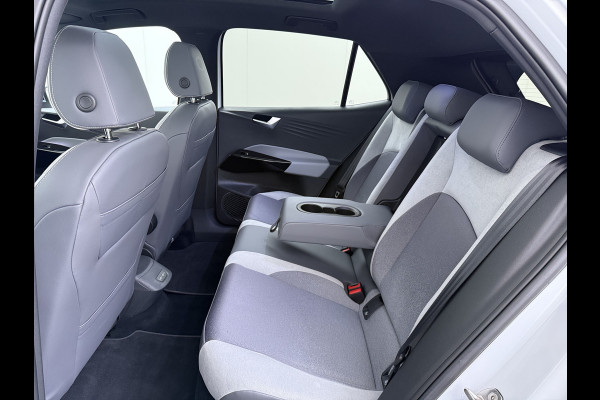 Volkswagen ID.3 First Max 58 kWh SOH 94% Pano-dak Adap.Cruise 20"lm Camera Elektr.Sport-Stoel+Verwarmd PDC Apple Carplay Android Ergo Active-Sto Ergo Active Stoelen Privacy Glas Keyless Advanced Led-Achterlicht dynamisch Matrix Led Origineel Nederlandse Auto