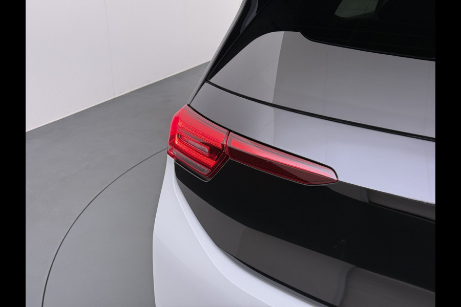 Volkswagen ID.3 First Max 58 kWh SOH 94% Pano-dak Adap.Cruise 20"lm Camera Elektr.Sport-Stoel+Verwarmd PDC Apple Carplay Android Ergo Active-Sto Ergo Active Stoelen Privacy Glas Keyless Advanced Led-Achterlicht dynamisch Matrix Led Origineel Nederlandse Auto