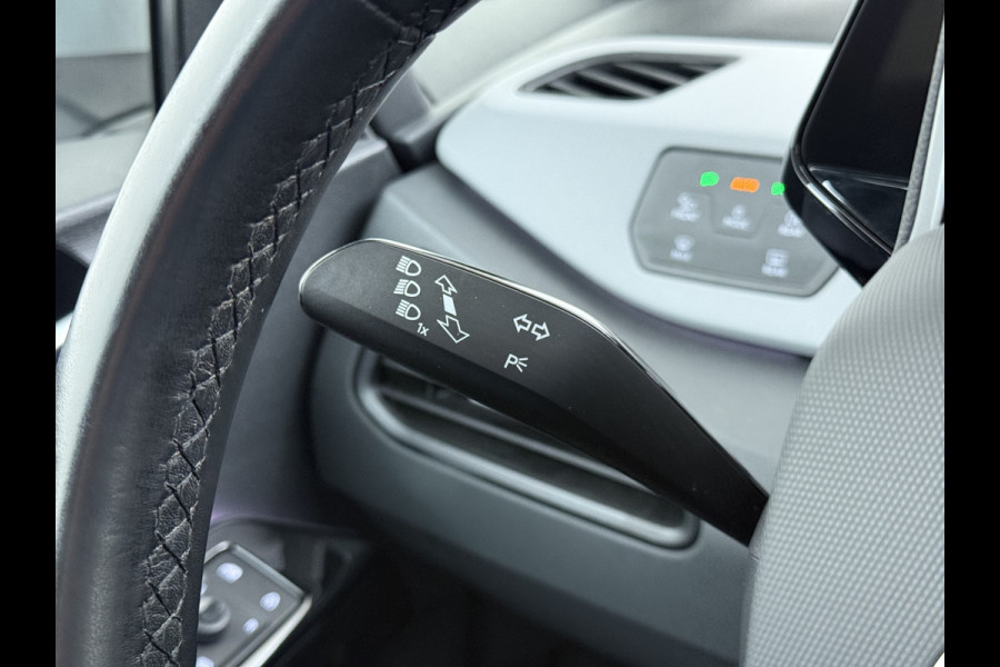 Volkswagen ID.3 First Max 58 kWh SOH 94% Pano-dak Adap.Cruise 20"lm Camera Elektr.Sport-Stoel+Verwarmd PDC Apple Carplay Android Ergo Active-Sto Ergo Active Stoelen Privacy Glas Keyless Advanced Led-Achterlicht dynamisch Matrix Led Origineel Nederlandse Auto