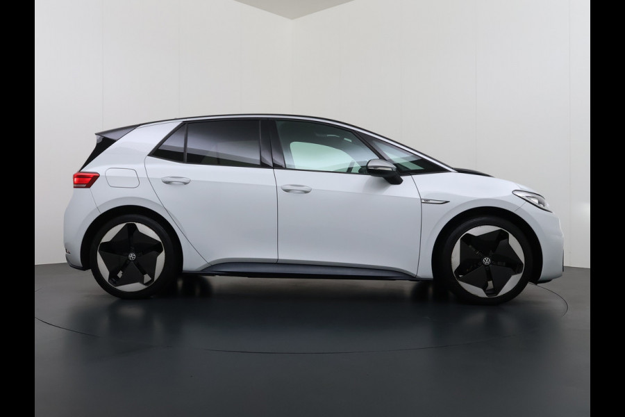 Volkswagen ID.3 First Max 58 kWh SOH 94% Pano-dak Adap.Cruise 20"lm Camera Elektr.Sport-Stoel+Verwarmd PDC Apple Carplay Android Ergo Active-Sto Ergo Active Stoelen Privacy Glas Keyless Advanced Led-Achterlicht dynamisch Matrix Led Origineel Nederlandse Auto