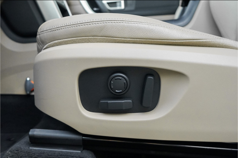 Land Rover Discovery Sport 2.0 Si4 4WD Urban Series Leer Trekhaak Meridian Stuurverwarming
