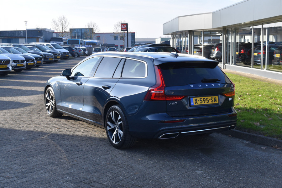 Volvo V60 T8 390PK Automaat Twin Engine AWD Inscription Trekhaak | Panodak | 360 Camera | Blis | Stoelverwarming