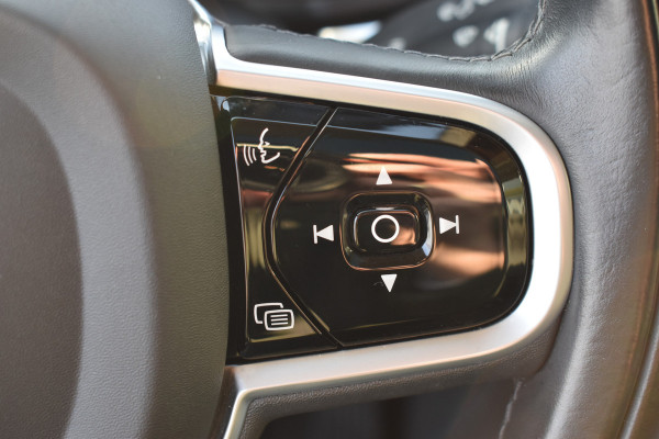 Volvo V60 T8 390PK Automaat Twin Engine AWD Inscription Trekhaak | Panodak | 360 Camera | Blis | Stoelverwarming