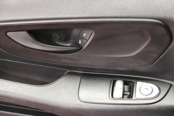 Mercedes-Benz Vito 116 CDI Lang AUTOMAAT Airco dubbele schuifdeur Mercedes-Benz Vito 116 CDI Lang airco dubbele schuifdeur