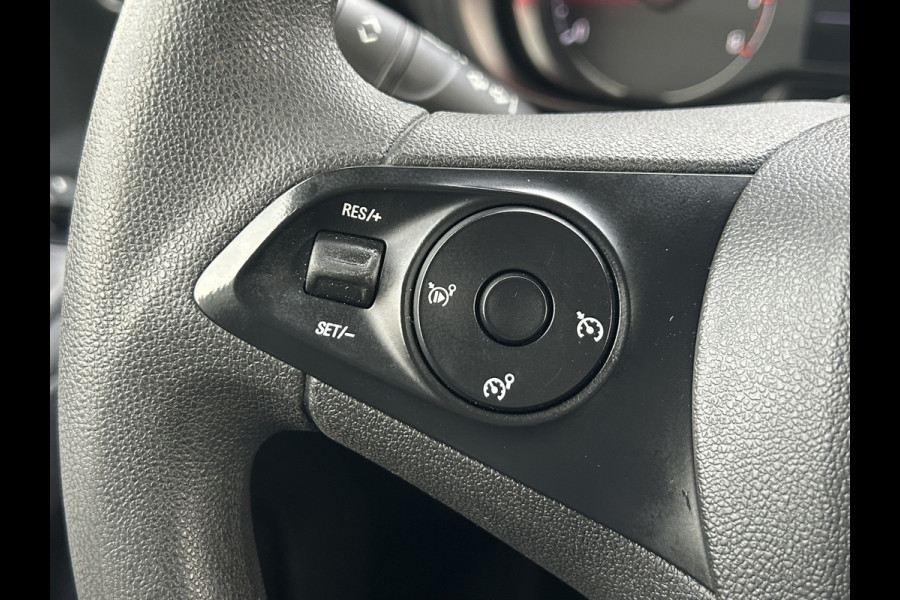 Opel Combo 1.5D 102 PK / L2H1 / 1e EIG. / GLOBELYST INRICHTING / AIRCO / CRUISE / NAVI / APPLE CARPLAY / PDC