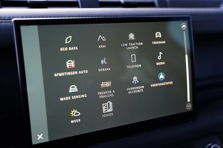 Land Rover Defender 110 P 525 V8 Black Edition / Panoramadak / Meridian