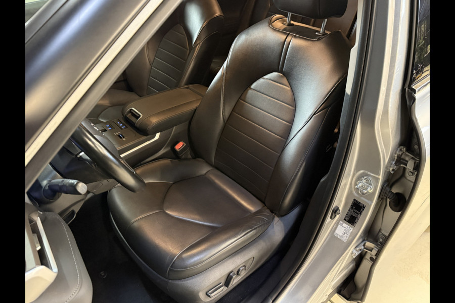 Toyota highlander 2.5 AWD Hybrid Style | Camera | Leder | Stoelverwarming