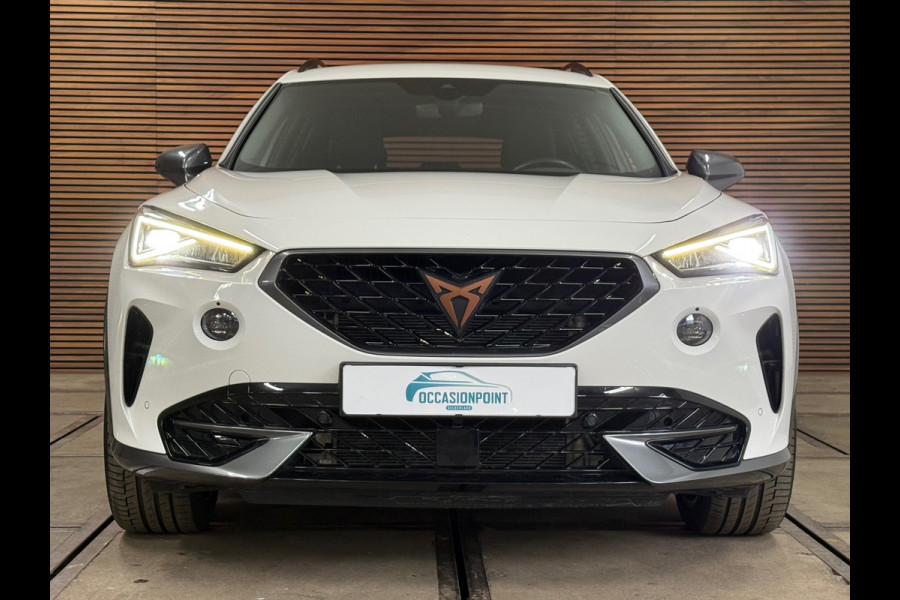 CUPRA Formentor 1.4 TSI e-Hybrid Essential | Half leder | 19' inch | Sfeerverlichting | Carplay | Navigatie | LED | Winterpakket