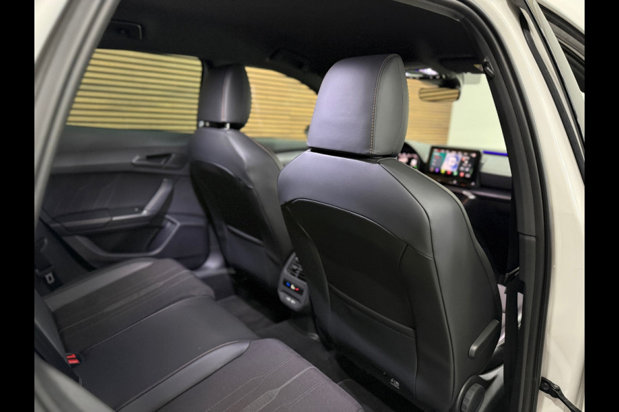 CUPRA Formentor 1.4 TSI e-Hybrid Essential | Half leder | 19' inch | Sfeerverlichting | Carplay | Navigatie | LED | Winterpakket