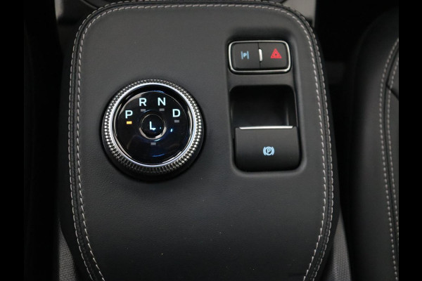 Ford Mustang Mach-E RWD 75 kWh | 40.300km NAP | Trekhaak | Leder | Stoelverwarming | Adaptive cruise | Keyless | Carplay | Navigatie | Full LED