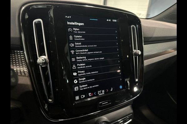 Volvo XC40 P8 Aut. Recharge R-Design ACC Trekhaak Panoramadak 408pk
