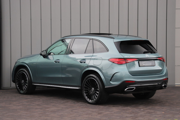 Mercedes-Benz GLC 300e AMG 4-Matic | 313PK | Luchtvering | Head-up | Achterasbesturing | Massage | Keyless-go | Burmester | Digital-light | Distro