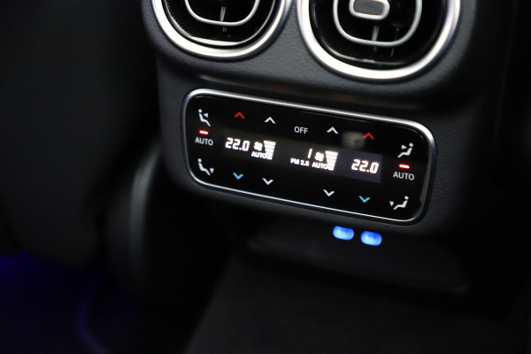Mercedes-Benz GLC 300e AMG 4-Matic | 313PK | Luchtvering | Head-up | Achterasbesturing | Massage | Keyless-go | Burmester | Digital-light | Distro