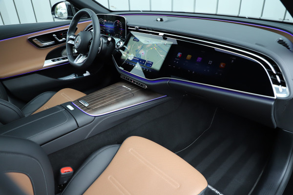 Mercedes-Benz E-Klasse Estate AMG 53 4MATIC+ | 612PK | Hyperscreen | Achterasbesturing | Adapt. onderstel | Keyless-go | Burmester 4D | Digital-light |