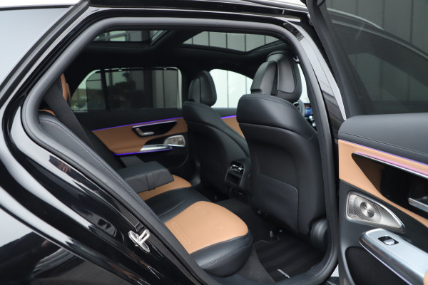 Mercedes-Benz E-Klasse Estate AMG 53 4MATIC+ | 612PK | Hyperscreen | Achterasbesturing | Adapt. onderstel | Keyless-go | Burmester 4D | Digital-light |