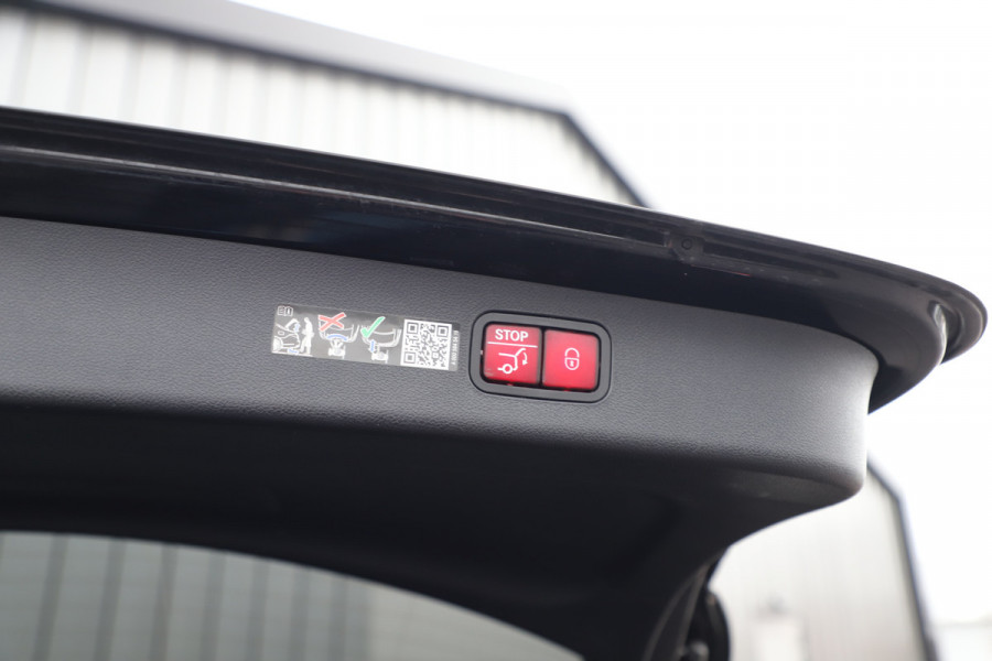 Mercedes-Benz E-Klasse Estate AMG 53 4MATIC+ | 612PK | Hyperscreen | Achterasbesturing | Adapt. onderstel | Keyless-go | Burmester 4D | Digital-light |