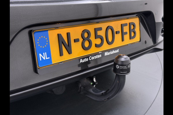 Kia e-Niro DynamicPlusLine 64kWh Elek.Glazen schuif-/kanteldak Trekhaak Adaptive-Cruise Camera Apple Carplay Android Auto Navi Ecc Stoel-Stuurverwarming Pdc Lane Assist VESS DAB Led Isofix Keyless 1e Eigenaar Origineel Nederlandse Auto Dealeronderhouden