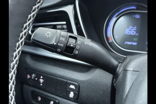 Kia e-Niro DynamicPlusLine 64kWh Elek.Glazen schuif-/kanteldak Trekhaak Adaptive-Cruise Camera Apple Carplay Android Auto Navi Ecc Stoel-Stuurverwarming Pdc Lane Assist VESS DAB Led Isofix Keyless 1e Eigenaar Origineel Nederlandse Auto Dealeronderhouden