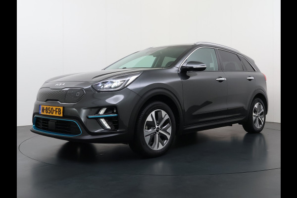 Kia e-Niro DynamicPlusLine 64kWh Elek.Glazen schuif-/kanteldak Trekhaak Adaptive-Cruise Camera Apple Carplay Android Auto Navi Ecc Stoel-Stuurverwarming Pdc Lane Assist VESS DAB Led Isofix Keyless 1e Eigenaar Origineel Nederlandse Auto Dealeronderhouden