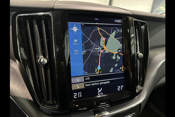 Volvo XC60 T8 Aut. Momentum ACC 360camera 390pk