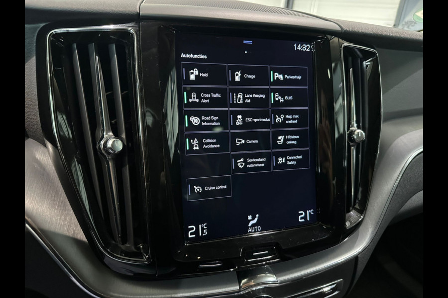 Volvo XC60 T8 Aut. Momentum ACC 360camera 390pk