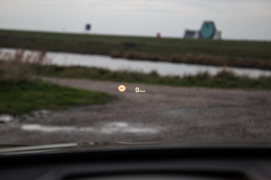 BMW X1 xDrive25e Executive CAMERA / CARPLAY / AUTOMAAT / LEDER / LED / CRUISE CONTROLE / STOELVERWARMING