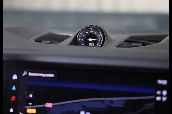 Porsche Cayenne Coupé 3.0 S E-Hybrid / 519 Pk / Head Up / 360 Camera / Acc / SportDesign / Luchtvering / Sport Chrono / Pano / 21