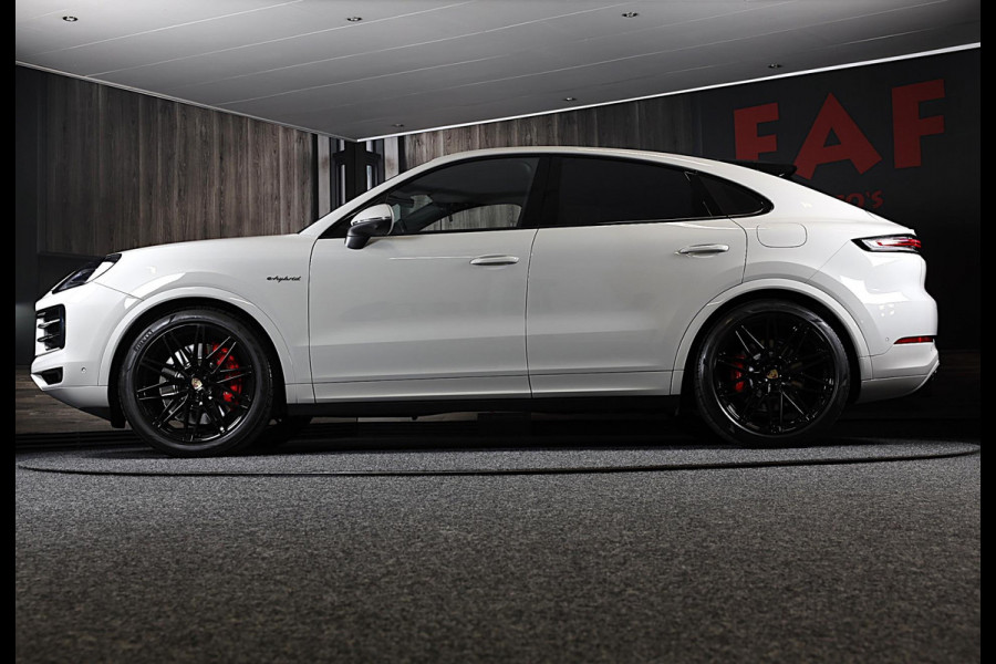 Porsche Cayenne Coupé 3.0 S E-Hybrid / 519 Pk / Head Up / 360 Camera / Acc / SportDesign / Luchtvering / Sport Chrono / Pano / 21
