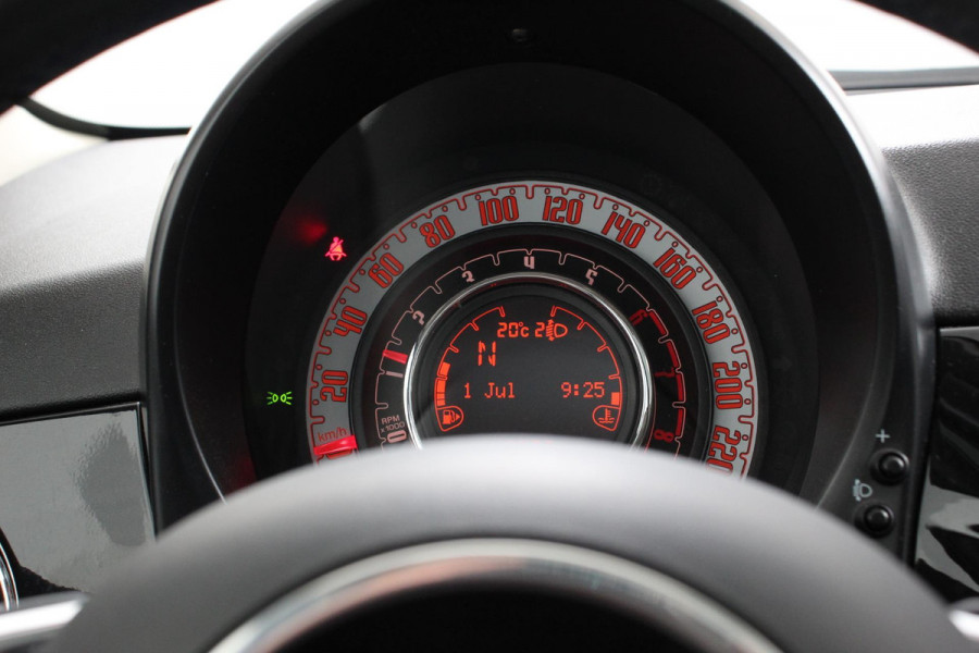Fiat 500 1.2 Lounge Automaat | Navigatie | Lederen bekleding | Climate Control | Cruise Control | Parkeer Sensoren | Lichtmetalen velgen