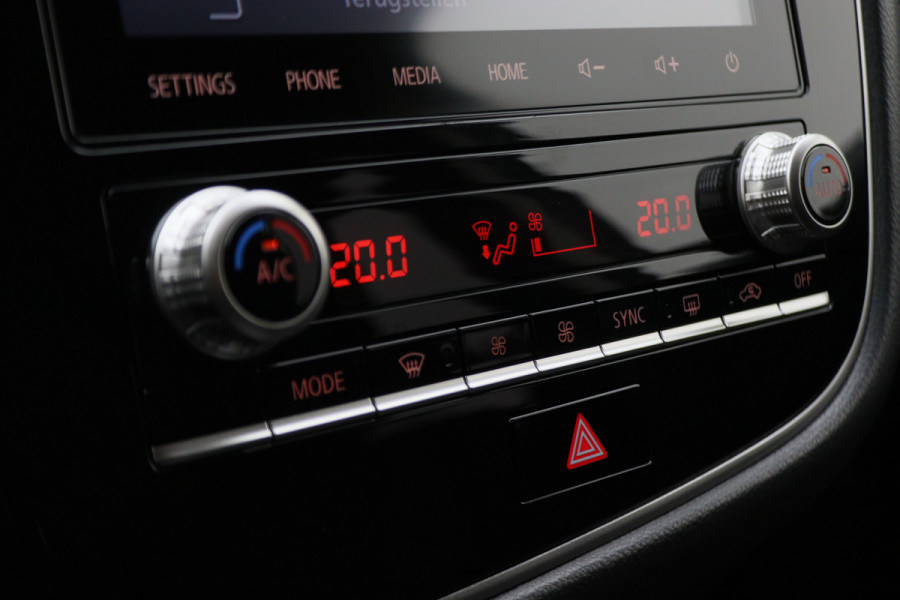 Mitsubishi Outlander 2.4 PHEV Pure