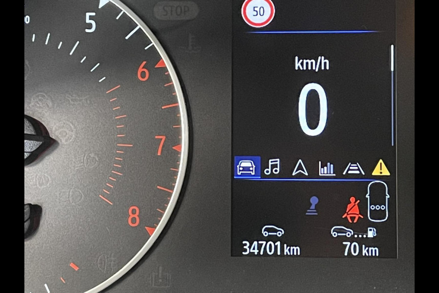 Renault Captur 1.0 TCe 90 Corporate Edition | Navigatie | Navigatie | Apple Carplay/ Android Auto | Climate Control | Cruise Control | Lichtmetalen velgen