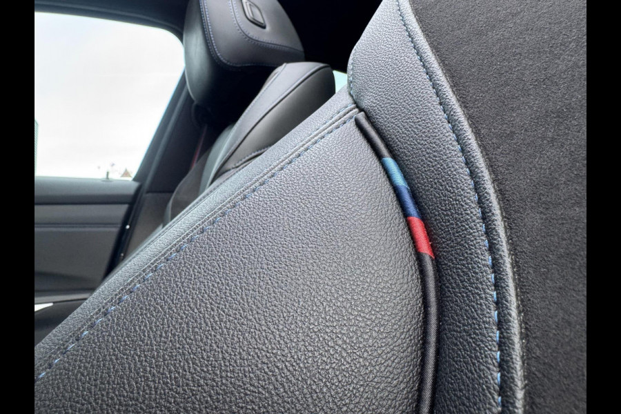 BMW 3 Serie 330E High Executive M-Sport | Btw | PANO | CurvedDisplay | Laser | 292PK | Shadowline | Facelift | HarmanKardon
