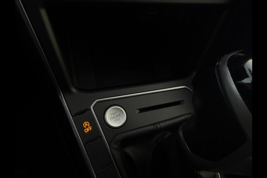 Volkswagen Polo 1.0 TSI Life Led IQ-Light Pano 110PK Keyless Virtual Matrix Pdc Sfeerverlichting Camera