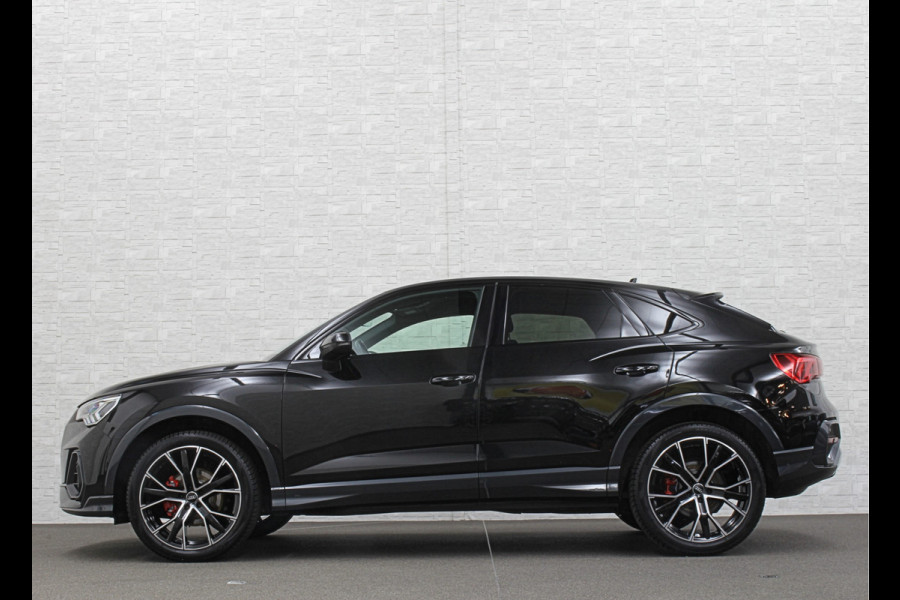 Audi Q3 Sportback 35 TFSI S-Line Sportpack | Sfeerverlichting | Keyless-Entry | Full-LED | Black-Optic | Audi-Sound | Carplay | Virtual-Cockpit | Climate-Control | Draadloos Laden | Dodehoek | Lane Assist | Autom. Achterklep | Bovag garantie.