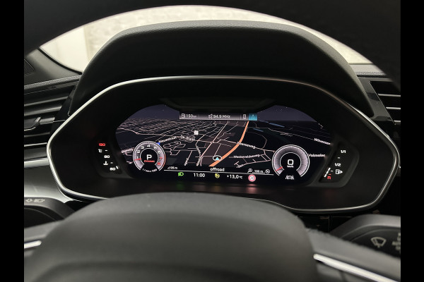Audi Q3 Sportback 35 TFSI S-Line Sportpack | Sfeerverlichting | Keyless-Entry | Full-LED | Black-Optic | Audi-Sound | Carplay | Virtual-Cockpit | Climate-Control | Draadloos Laden | Dodehoek | Lane Assist | Autom. Achterklep | Bovag garantie.
