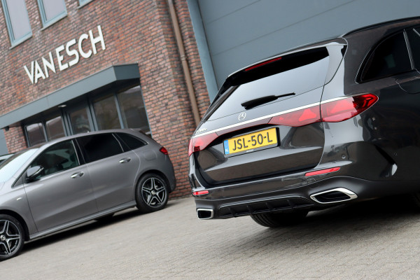 Mercedes-Benz E-Klasse Estate 300 e AMG Line | Hyperscreen | Distronic | Zonweringspakket | Trekhaak | High Perf. LED | Camera | Nightpakket | Zitcomfortpakket |