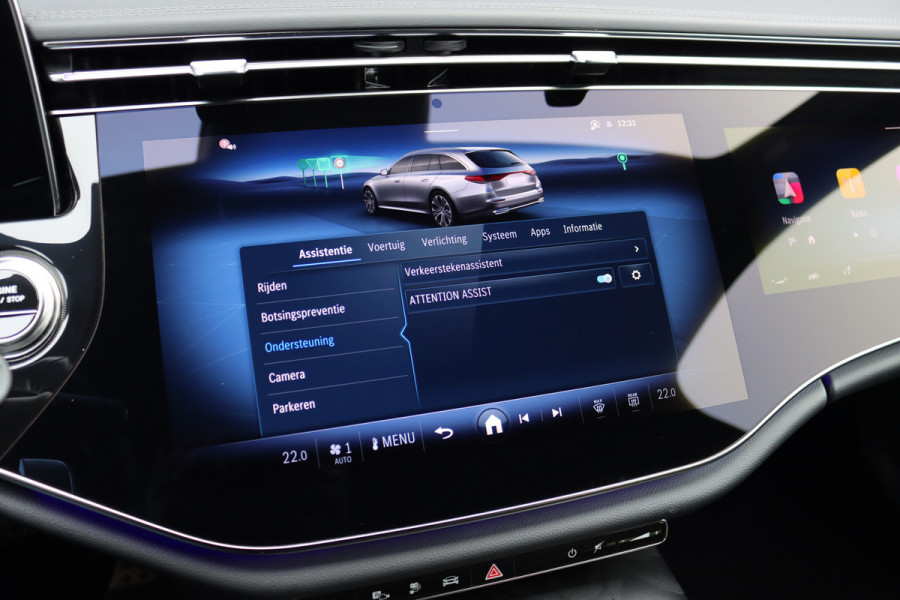 Mercedes-Benz E-Klasse Estate 300 e AMG Line | Hyperscreen | Distronic | Zonweringspakket | Trekhaak | High Perf. LED | Camera | Nightpakket | Zitcomfortpakket |