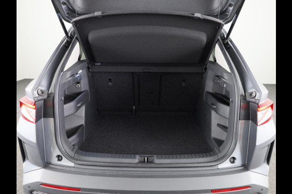 Škoda Elroq 60 Business Edition - Tour 204pk | 20 inch | Stoelverwarming | Adaptive Cruise Control | Blind Spot