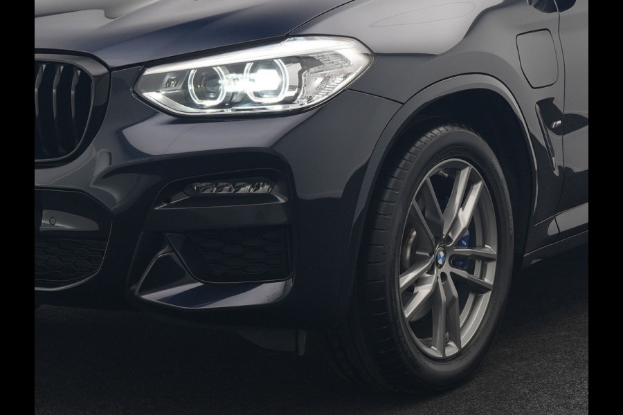 BMW X3 xDrive30e M Sport Plug In Hybrid 292pk Dealer O.H. PHEV | Panodak | Sfeerverlichting | Lederen Sportstoelen Memory & Verwarmd | Stuur Verwarmd | Apple Carplay | Keyless | Cruise Control | Navigatie | DAB | 19"L.M |