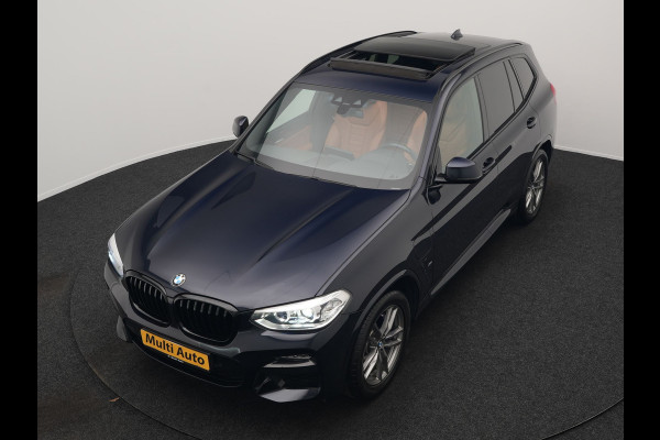 BMW X3 xDrive30e M Sport Plug In Hybrid 292pk Dealer O.H. PHEV | Panodak | Sfeerverlichting | Lederen Sportstoelen Memory & Verwarmd | Stuur Verwarmd | Apple Carplay | Keyless | Cruise Control | Navigatie | DAB | 19"L.M |