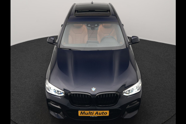 BMW X3 xDrive30e M Sport Plug In Hybrid 292pk Dealer O.H. PHEV | Panodak | Sfeerverlichting | Lederen Sportstoelen Memory & Verwarmd | Stuur Verwarmd | Apple Carplay | Keyless | Cruise Control | Navigatie | DAB | 19"L.M |